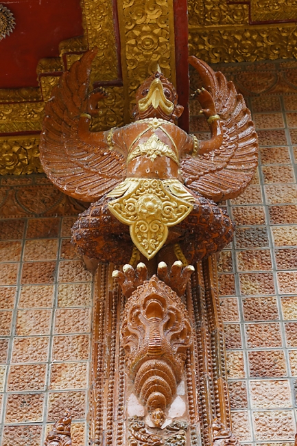 Wat Phu Khao Kaew-064